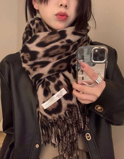 Savanna scarf